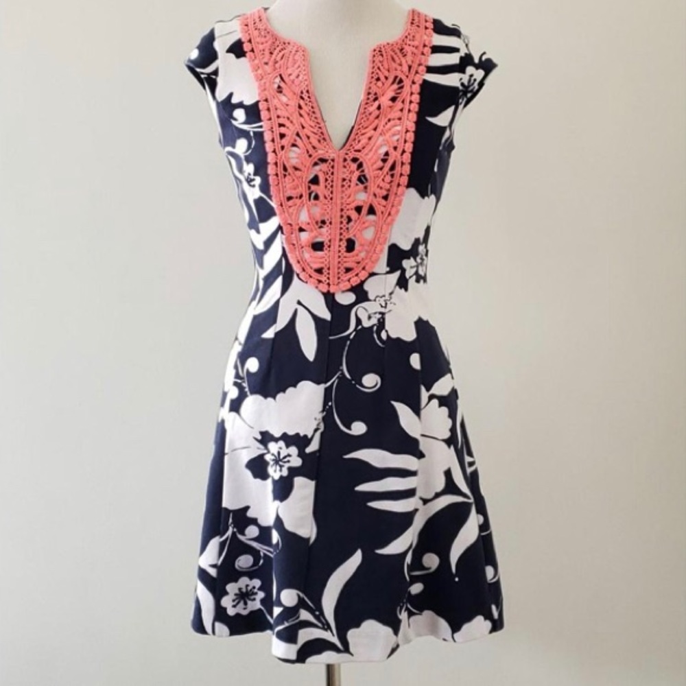 Lilly Pulitzer  Short Casual Dress
